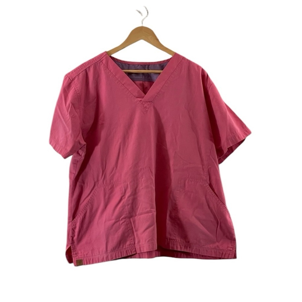 Carhartt Women’s 2XL Pink Scrub Top